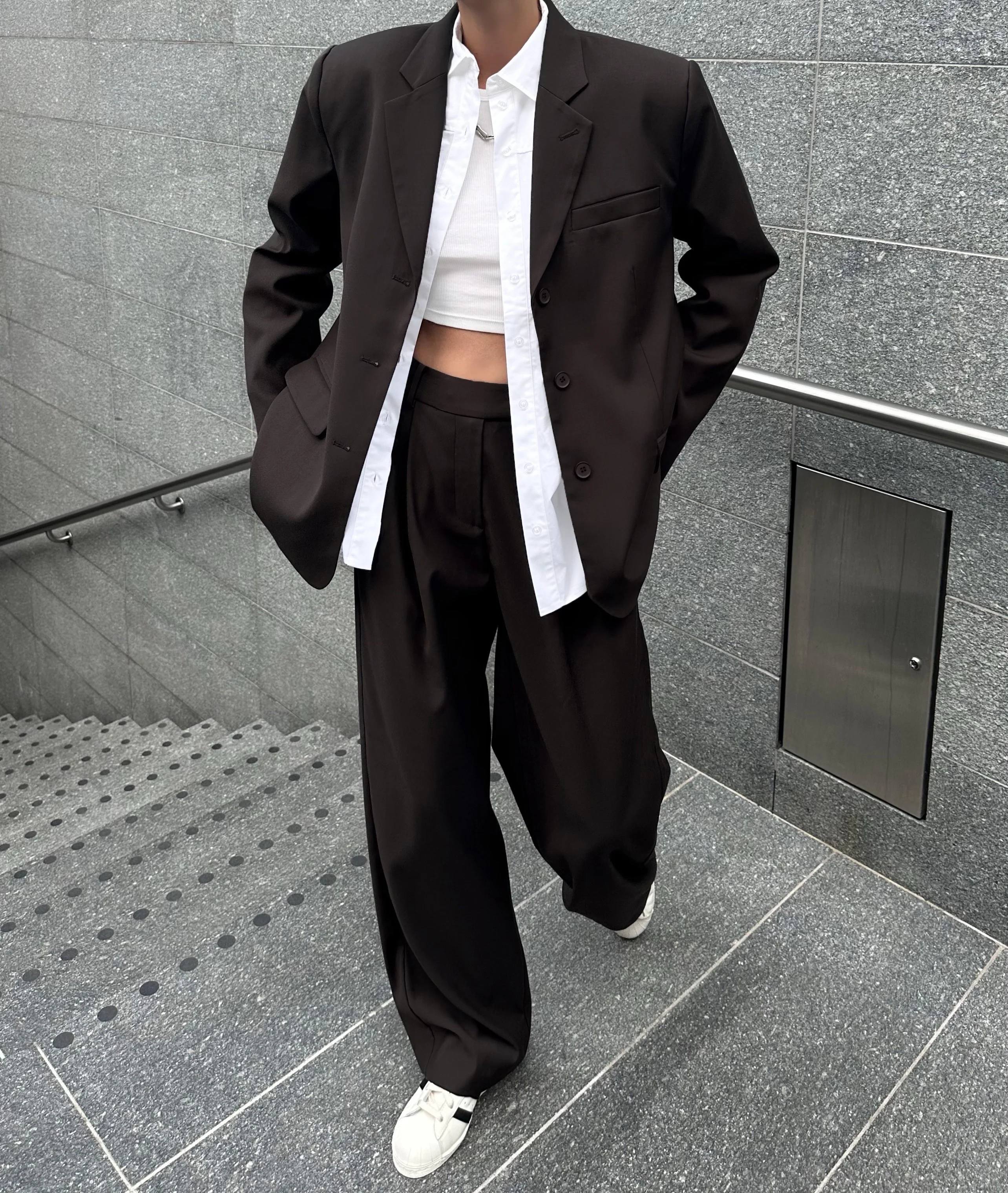 MAEVE BOXY BLAZER | dark brown - Image 7