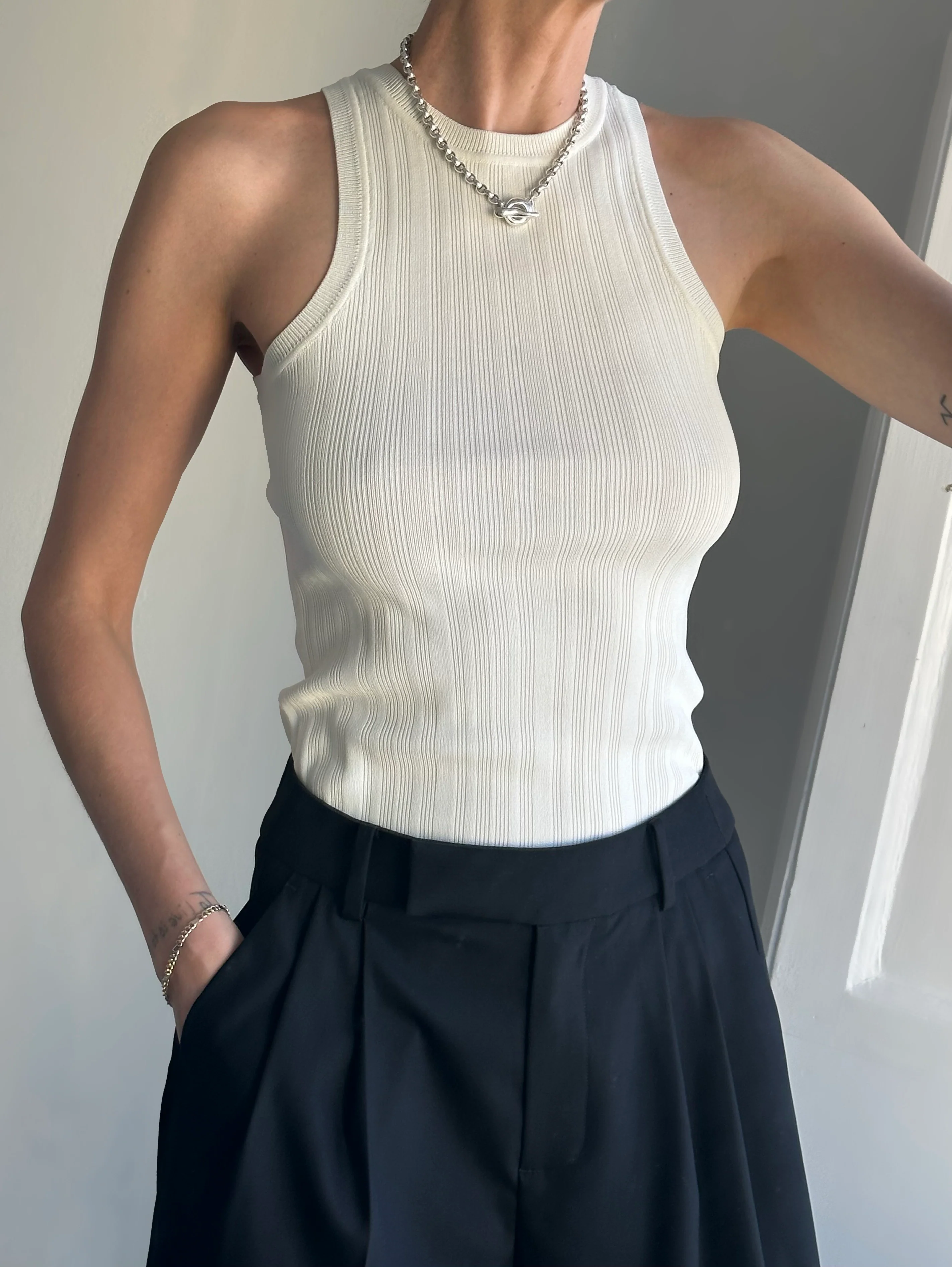 FLOW TANK | milk - Image 4