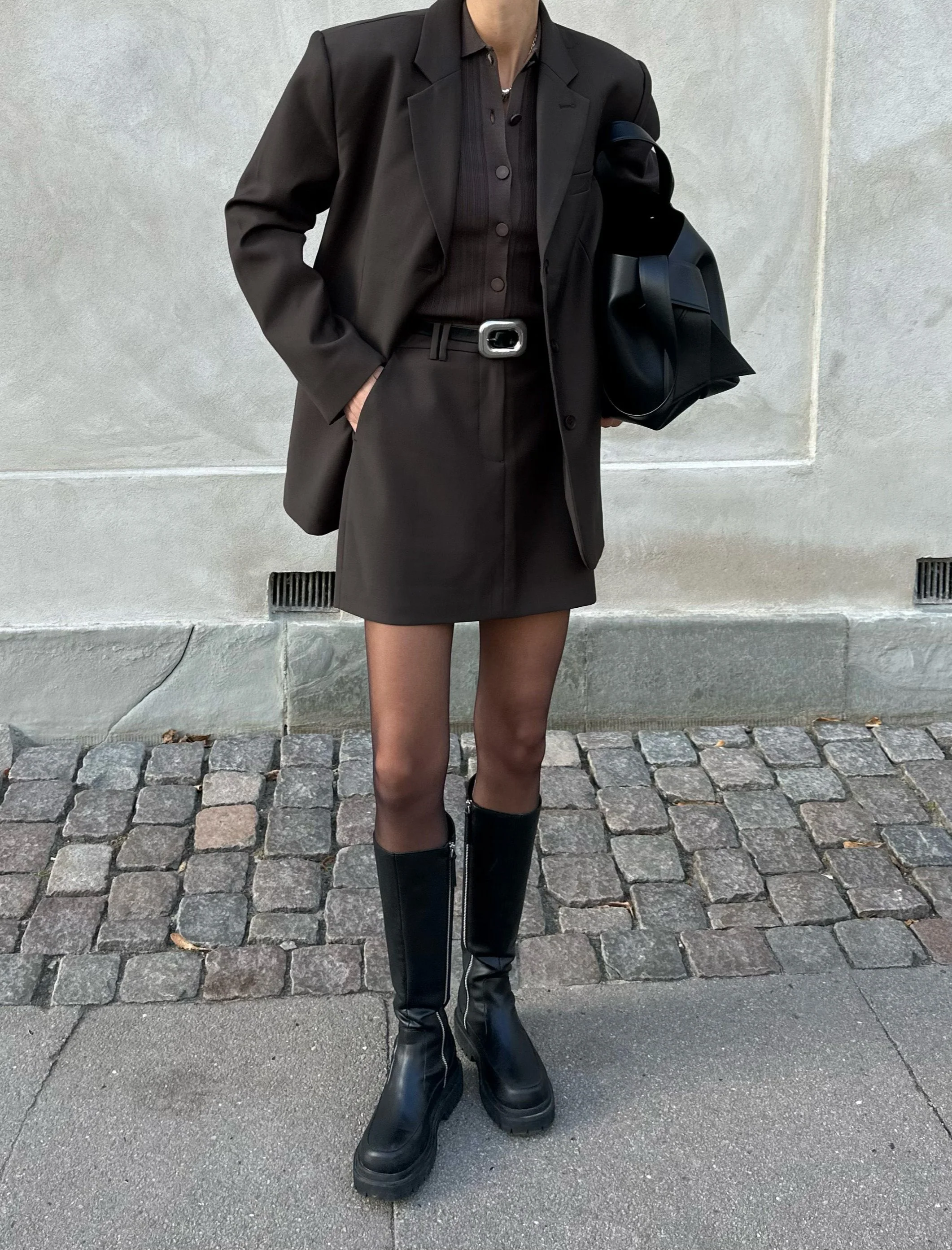 LUA MINI SKIRT | dark brown - Image 5